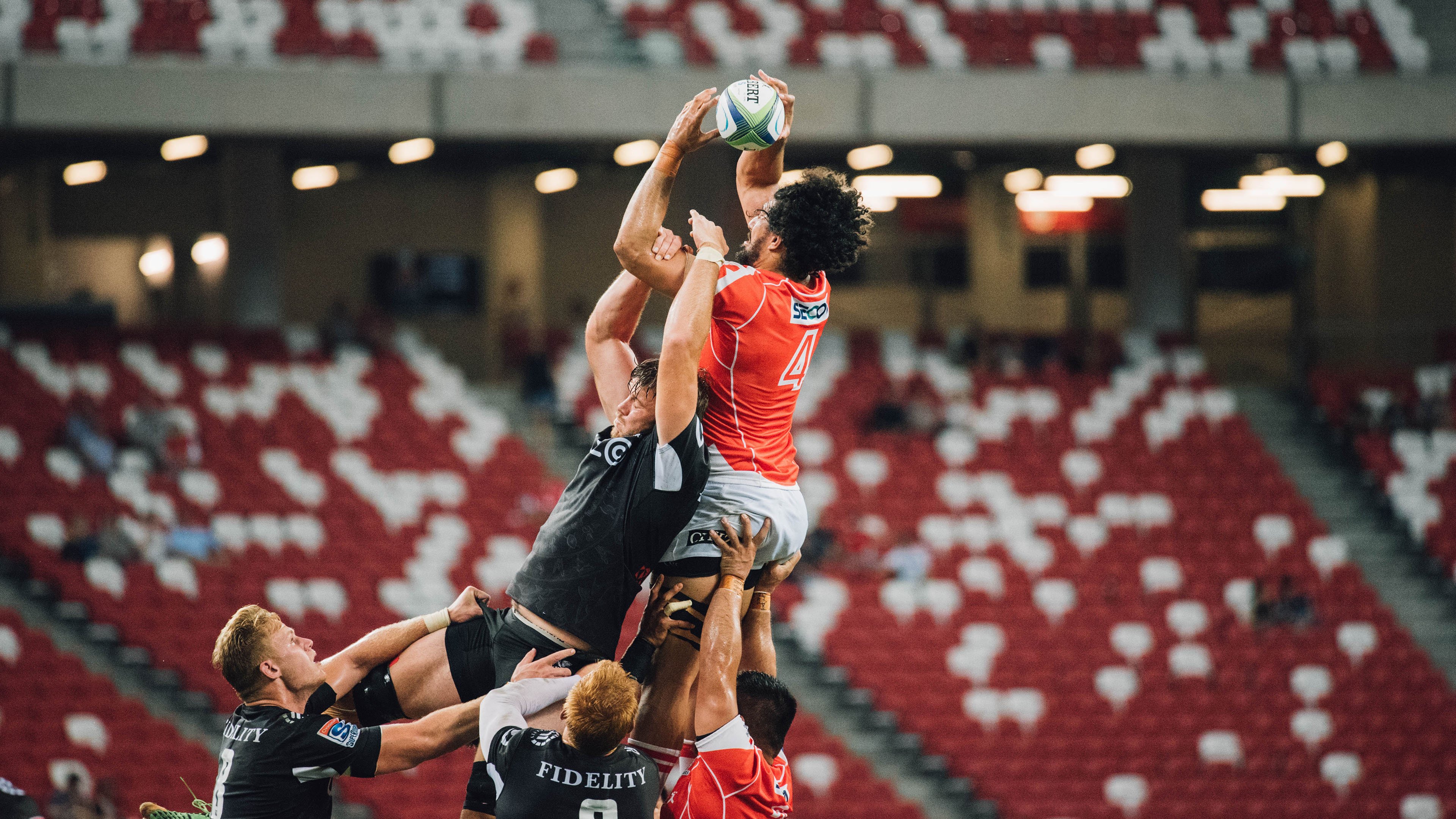 自动裁判和数据分析结合，比赛公平公正更上一层楼，自动裁判军旗